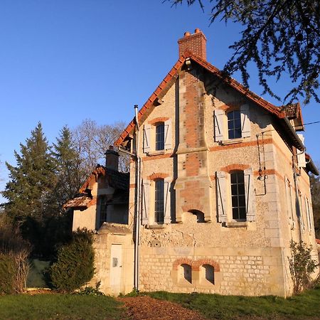 Maison La Demi-Lune Boulleret Zewnętrze zdjęcie